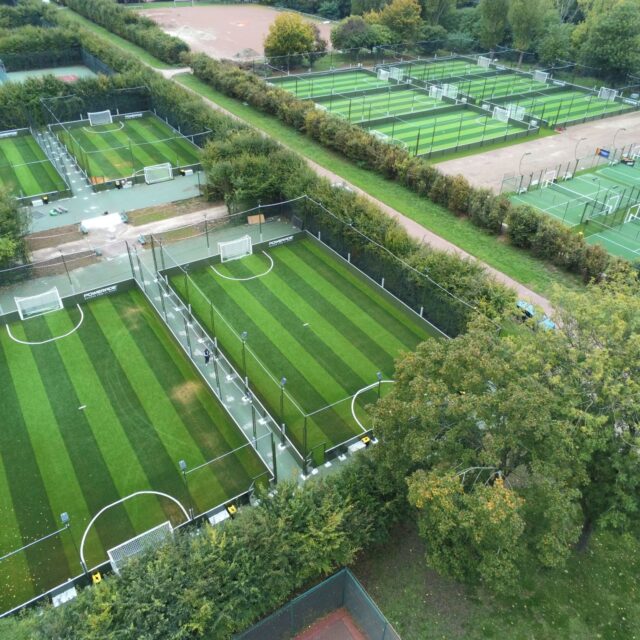 Réalisation de 10 Terrains de soccer pour Urban Soccer – Ile de Puteaux