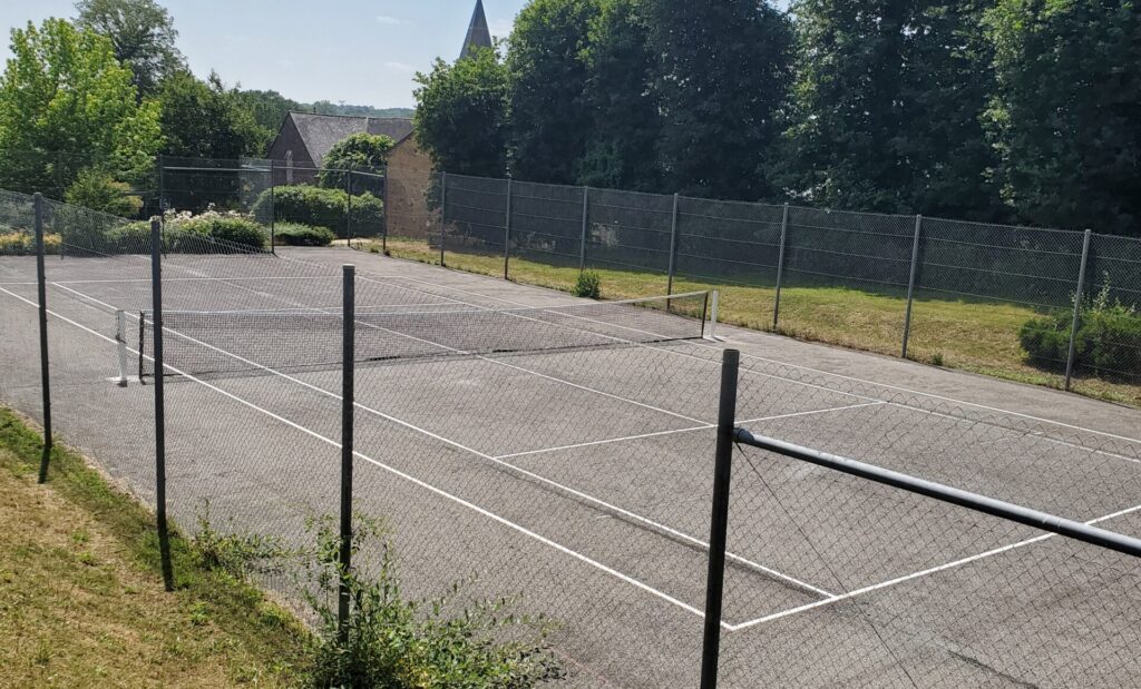 Clôture tennis